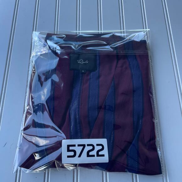 Rails striped size m tie front blouse with gold threading detail - Picture 10 of 10